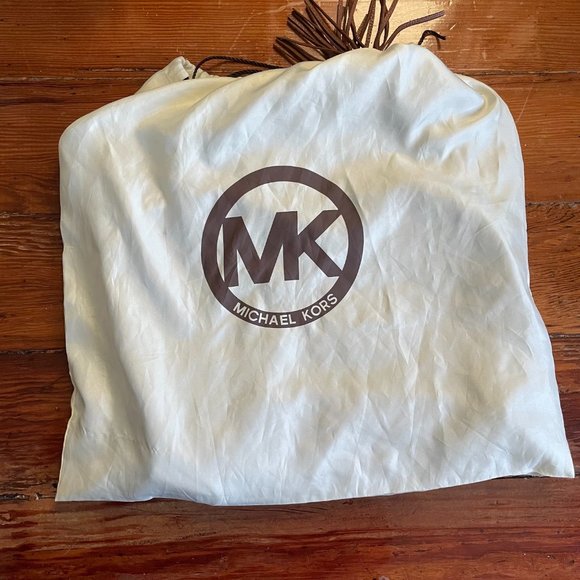 Michael Kors Large Weston Bag - Picture 3 of 6